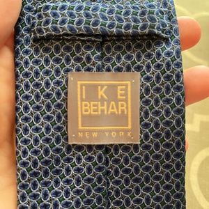 IKE Behar Silk Tie